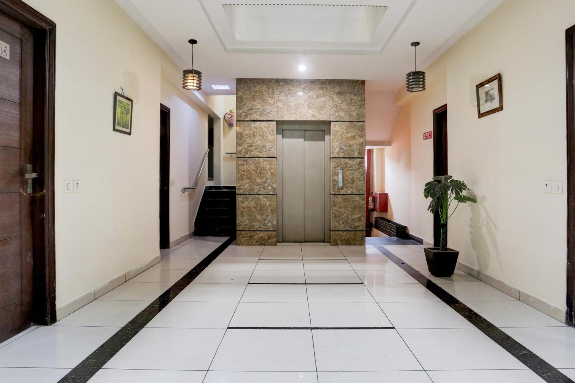 Super Collection O Railway Station Road Near Clock Tower Hotel Ludhiana Eksteriør billede